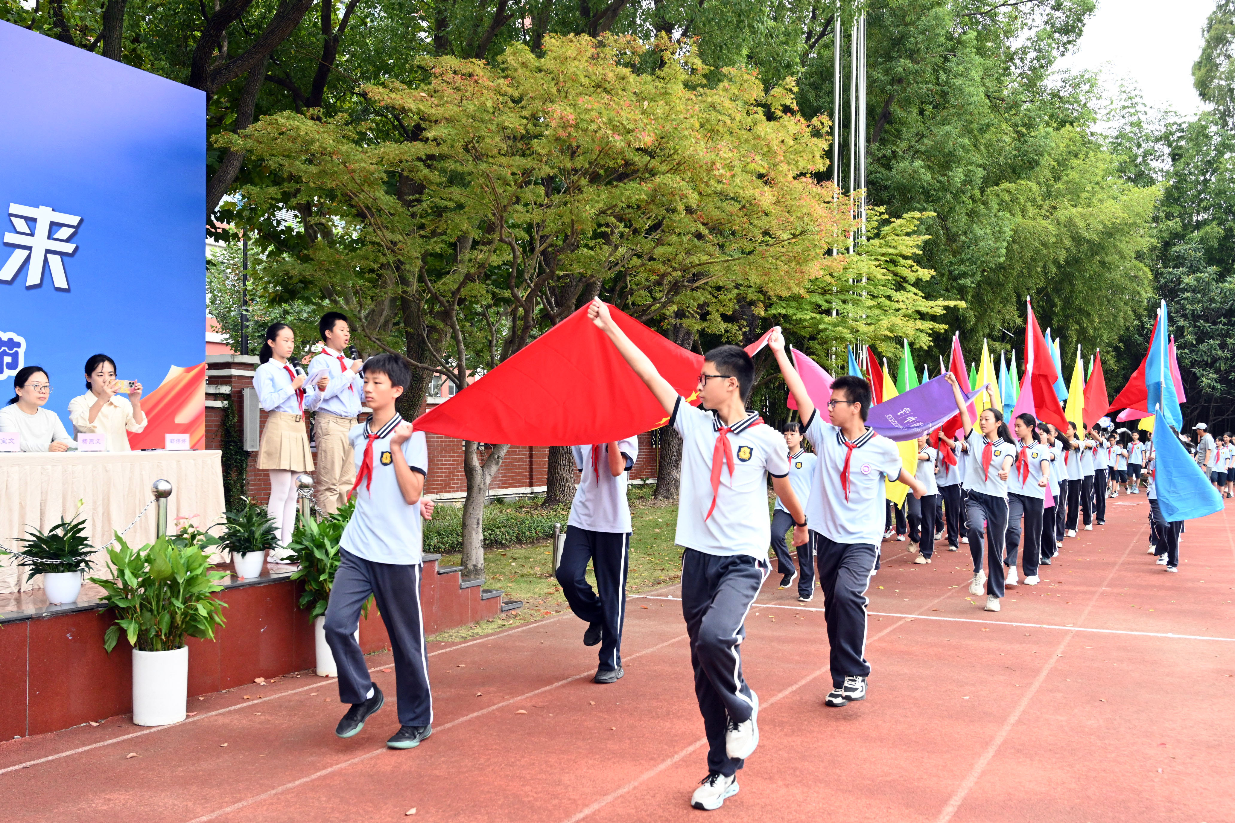 国旗队.JPG