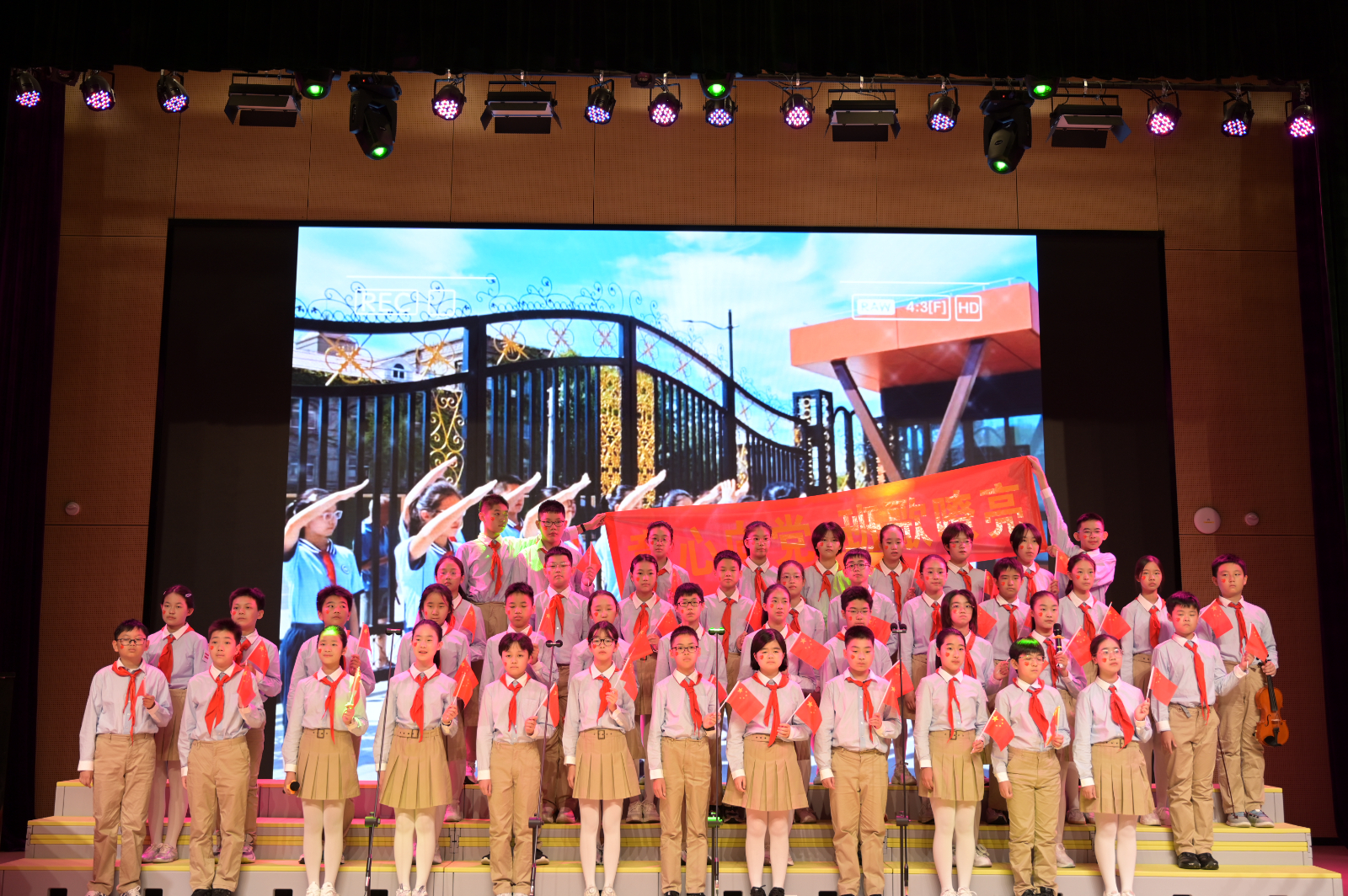 L74-3.JPG L74-3.JPG