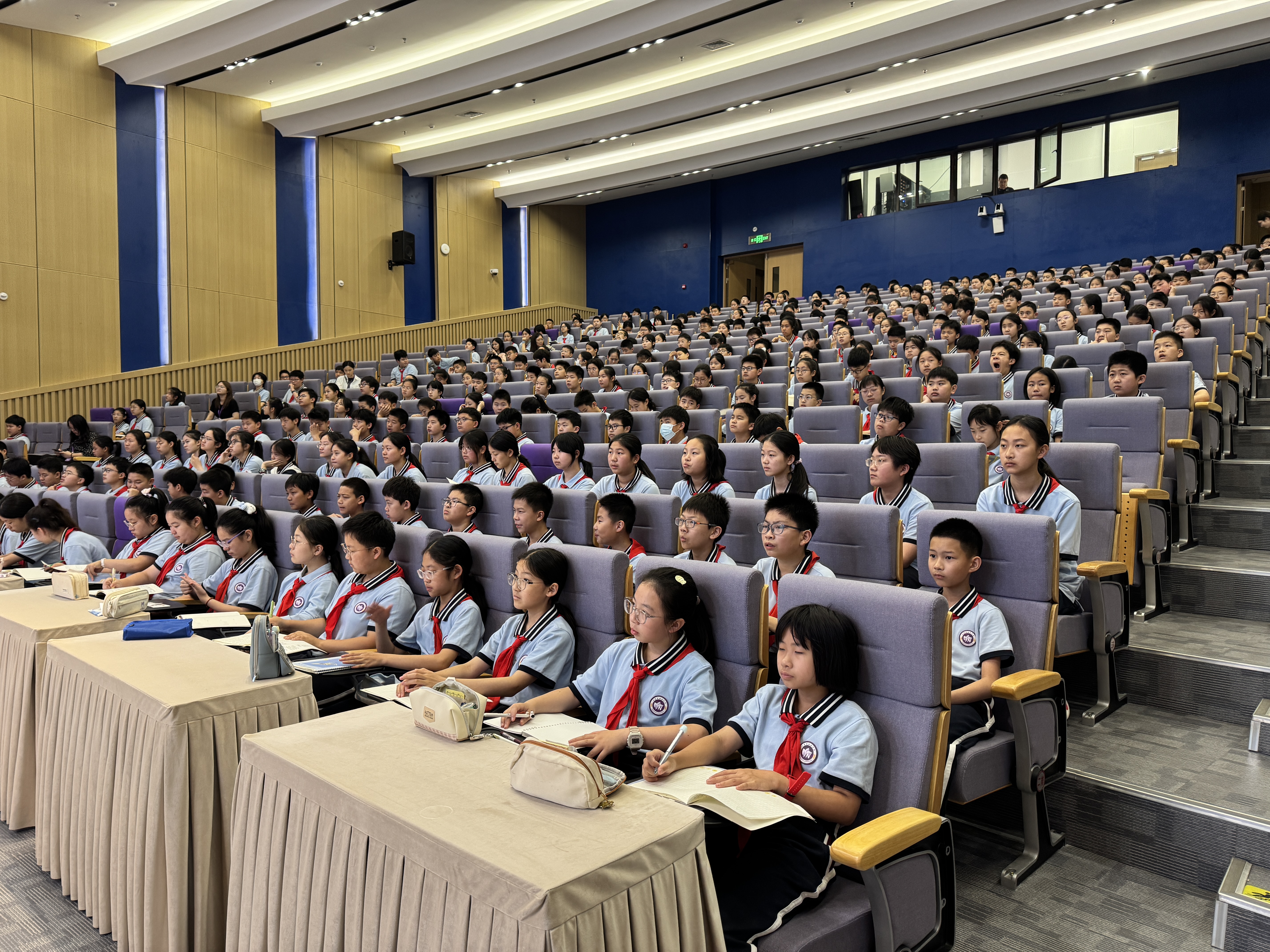 图片8.jpg 图片8.jpg