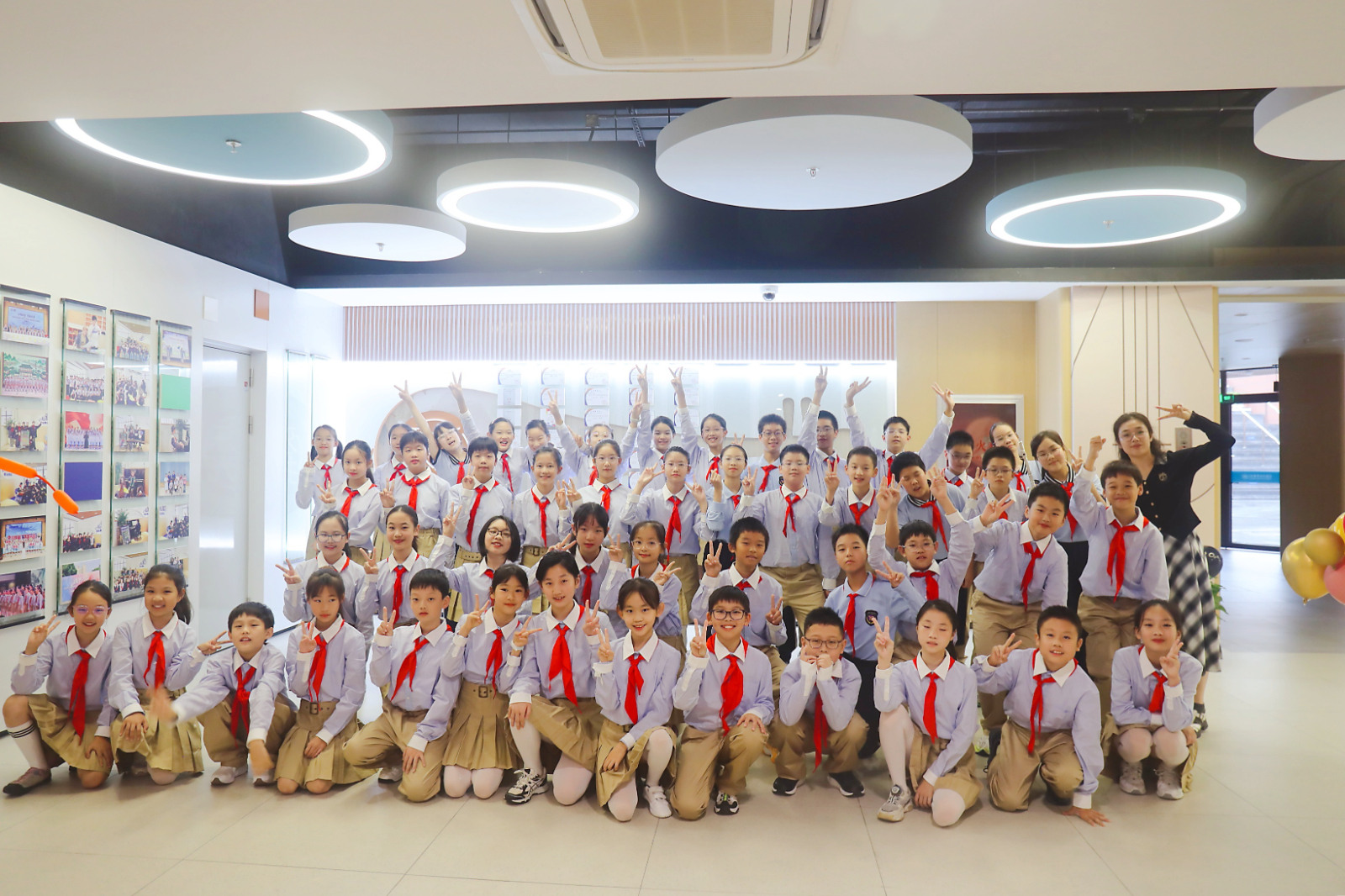 L65-4.jpg L65-4.jpg