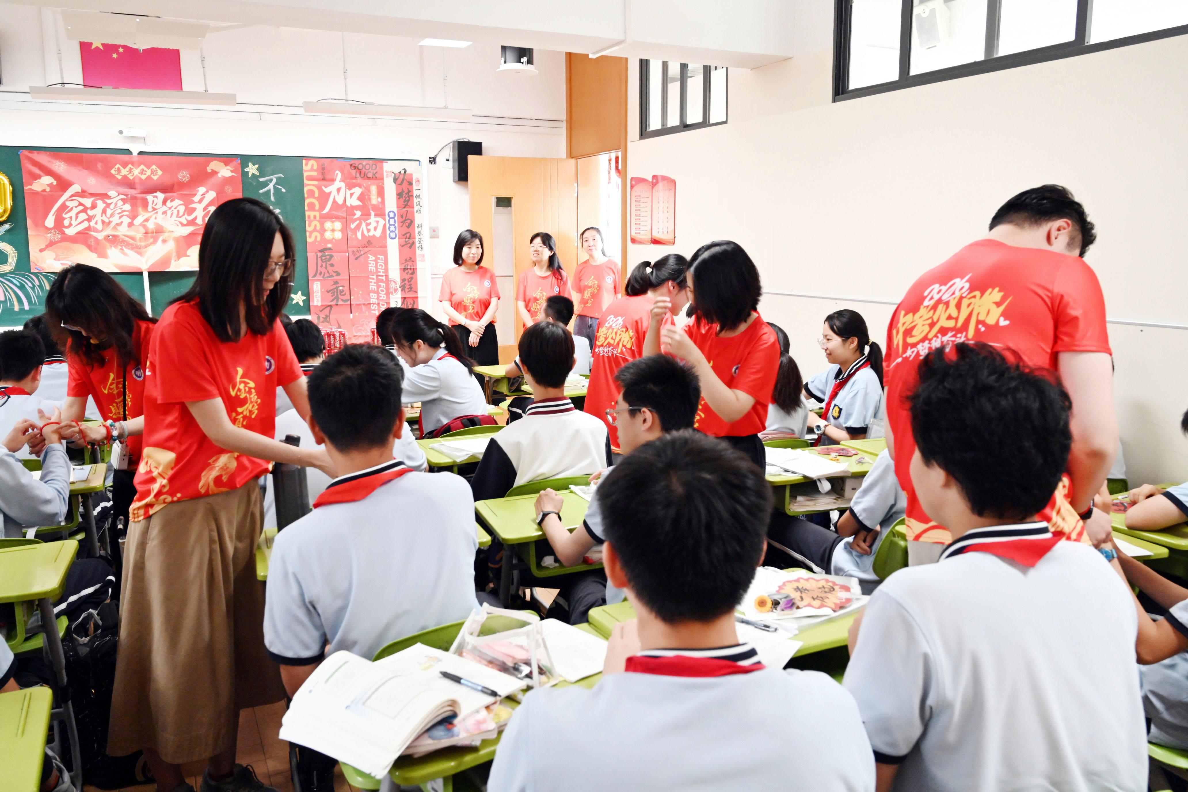 图片25.JPG 图片25.JPG