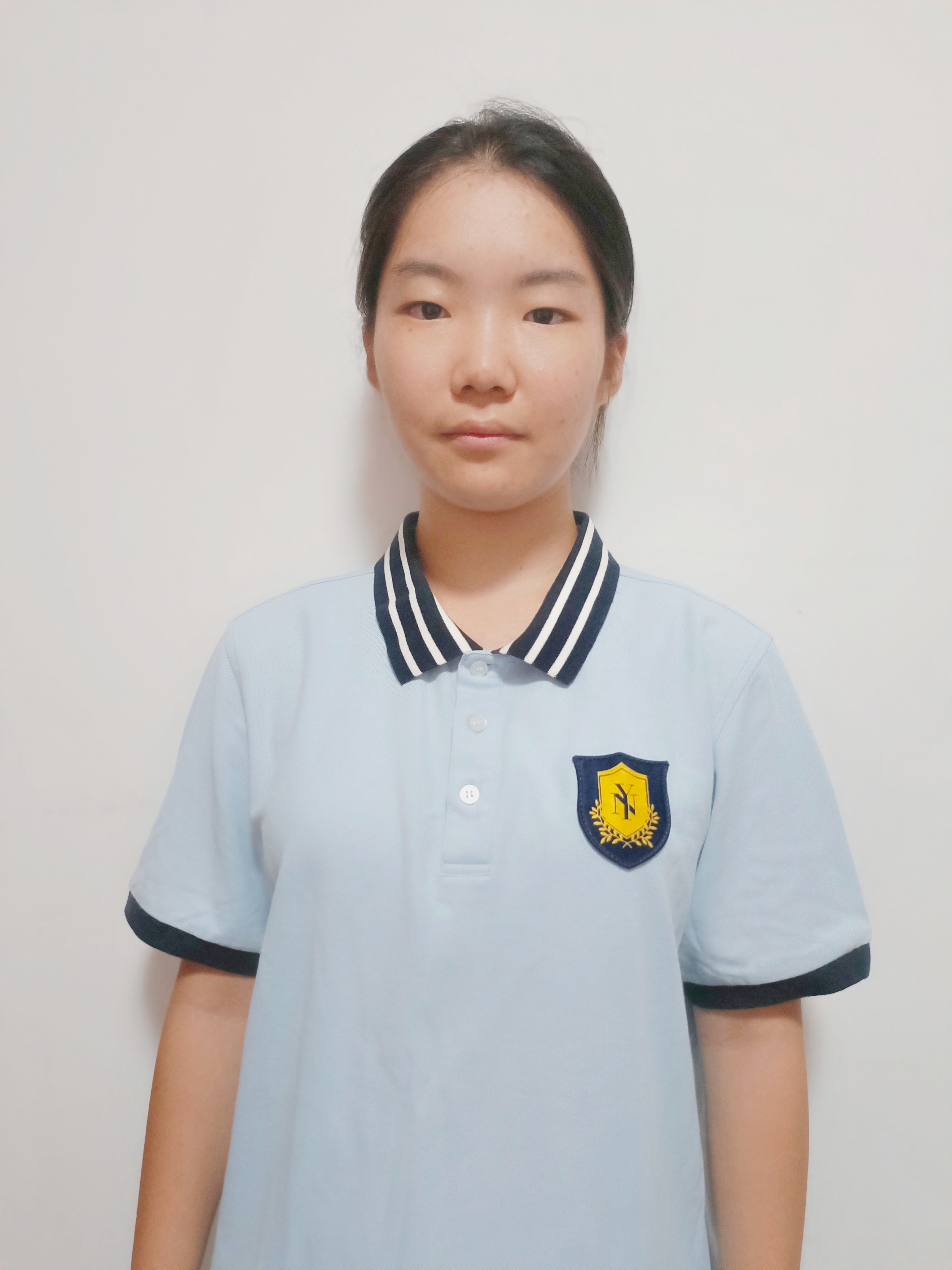 九7班逯思俊照片.jpg 九7班逯思俊照片.jpg