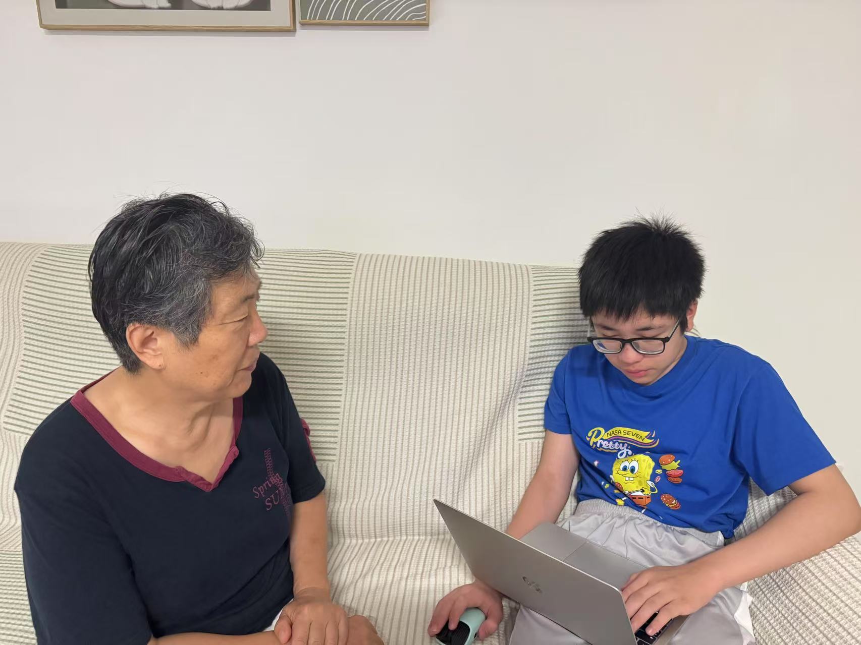 照片二.jpg