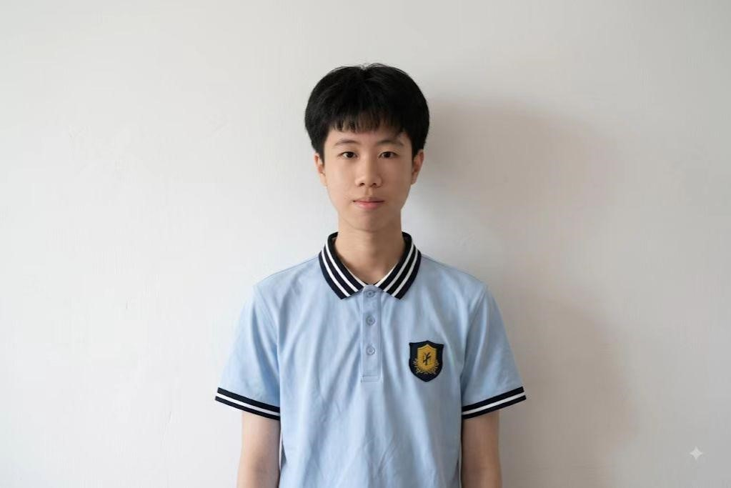 夏远峥.png 夏远峥.png