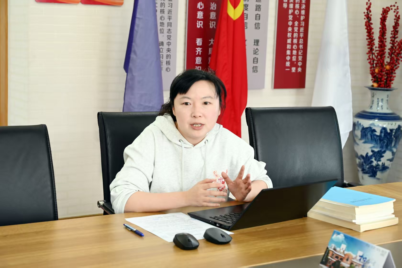 图片2.jpg 图片2.jpg