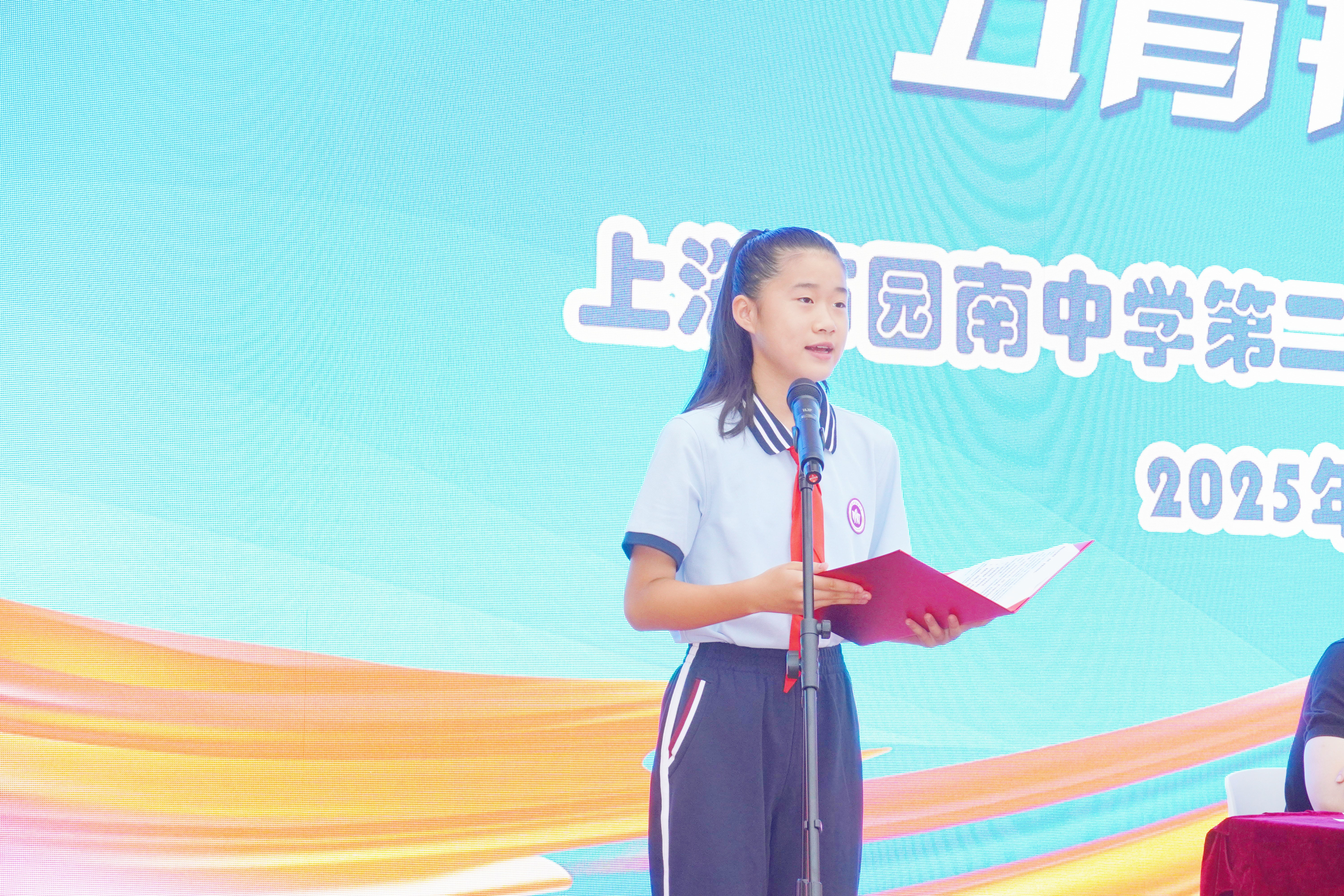 学生代表发言.JPG