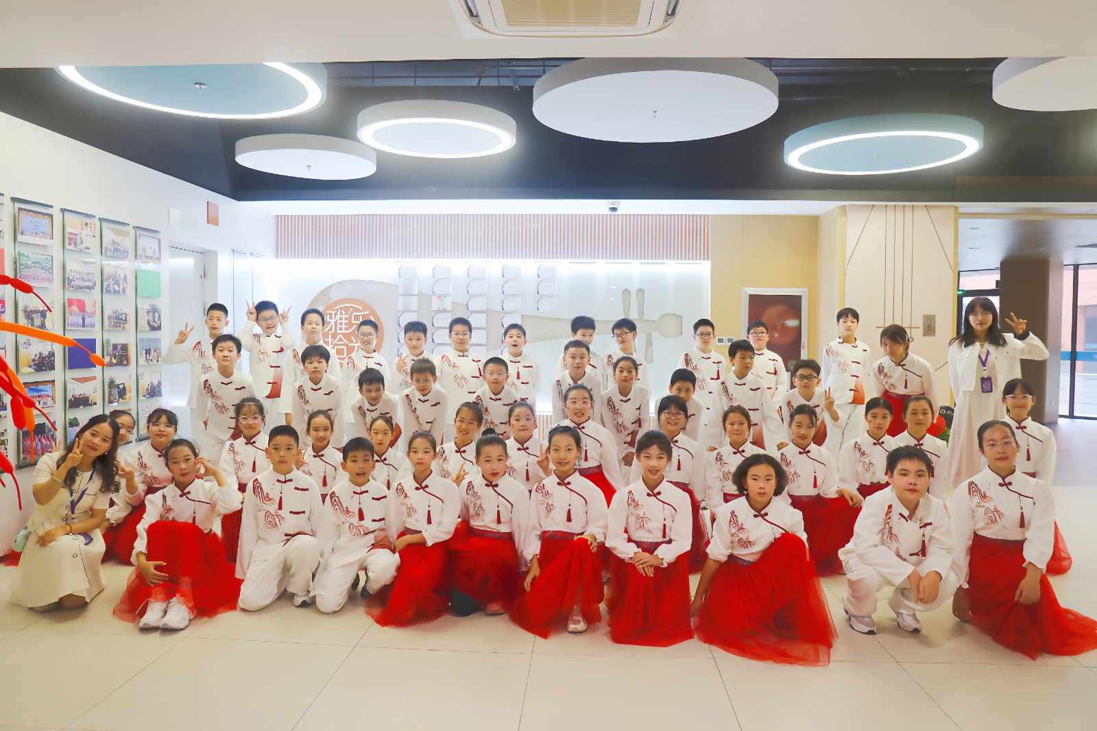L61-4.jpg L61-4.jpg
